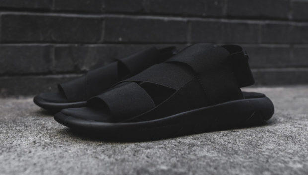 adidas-y3-qasa-sandal-02_myv6nd