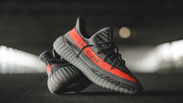 yeezy-350-boost-v2-on-foot-04